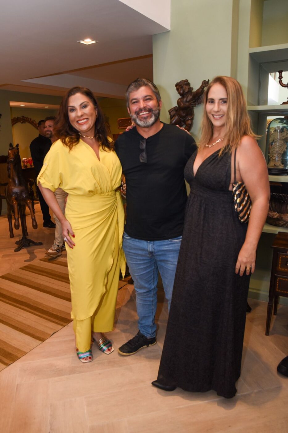 Fabiana Palma, Roberto Adame e Sandra Faro