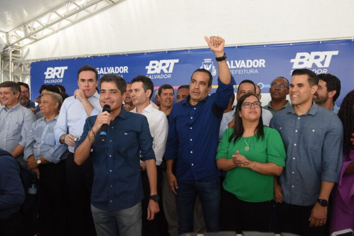 Ao lado de Bruno Reis, ACM Neto participa de inauguração do trecho 2 do BRT: ‘Foi uma luta por muitos anos’
