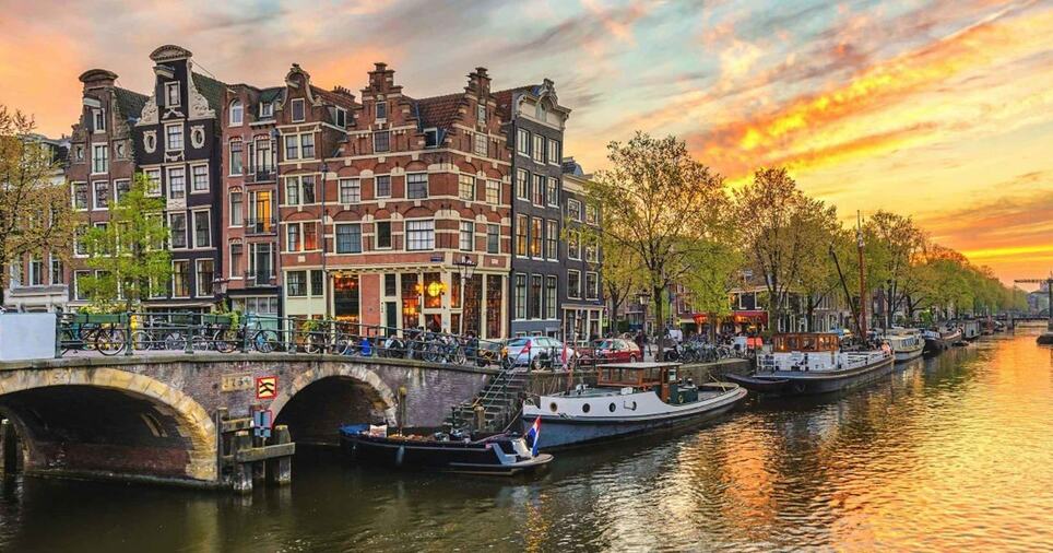 Amsterdã proíbe construção de novos hotéis como medida para frear turismo de massa