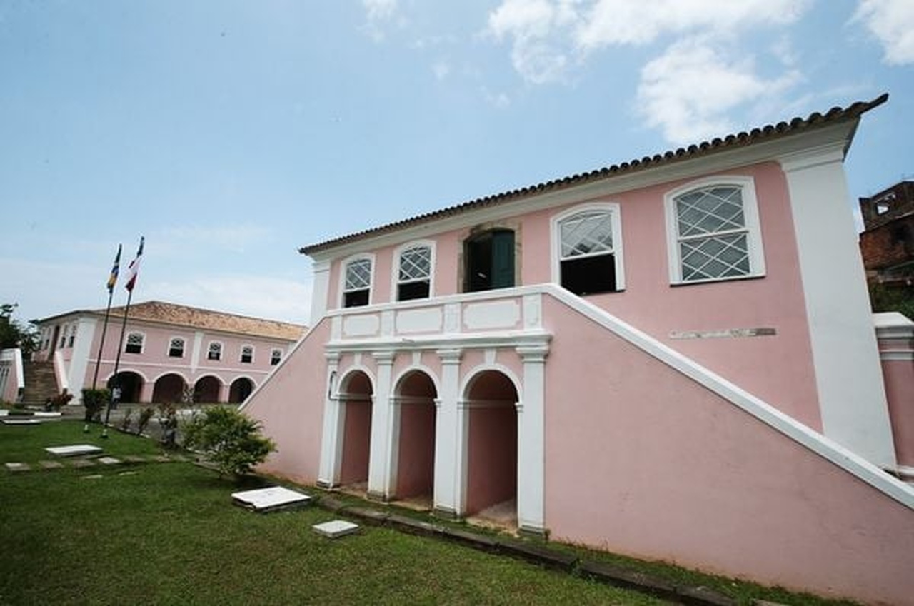 Prédio histórico do Arquivo Público da Bahia, em Salvador, vai a leilão pela terceira vez