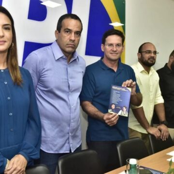 Executiva do PL oficializa apoio à reeleição de Bruno Reis