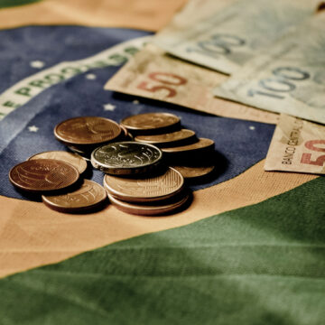 Empresas afetadas por tarifaço ou guerra já podem pedir empréstimo