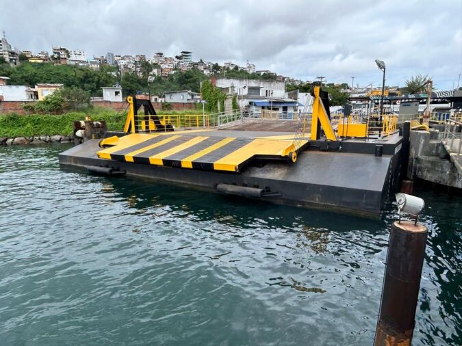 Instalação do novo flutuante de atracação do Ferry-Boat de Salvador é concluída