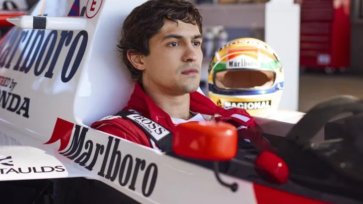 Gabriel Leone será Ayrton Senna em nova minissérie da Netflix; assista ao teaser