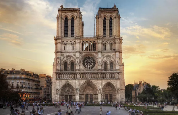 Cinco anos depois do incêndio, Notre-Dame de Paris se prepara para reabrir em dezembro