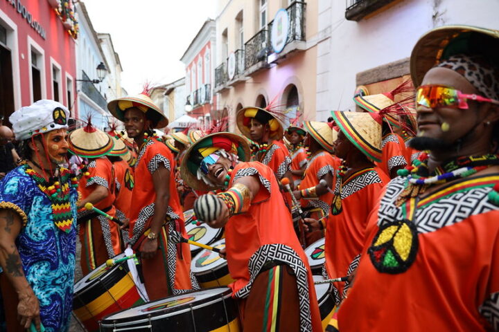 Artistas baianos homenageiam Olodum pelos 45 anos: ‘Salve Neguinho do Samba’