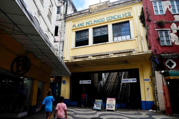 Plano Inclinado Gonçalves, no Centro Histórico de Salvador, suspende operação