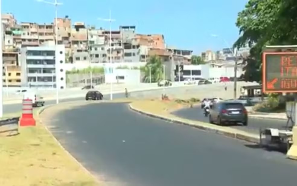 Trânsito em Salvador: novo retorno é aberto na Avenida Juracy Magalhães