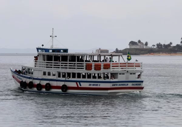 Travessia Salvador – Mar Grande é suspensa devido ao mau tempo