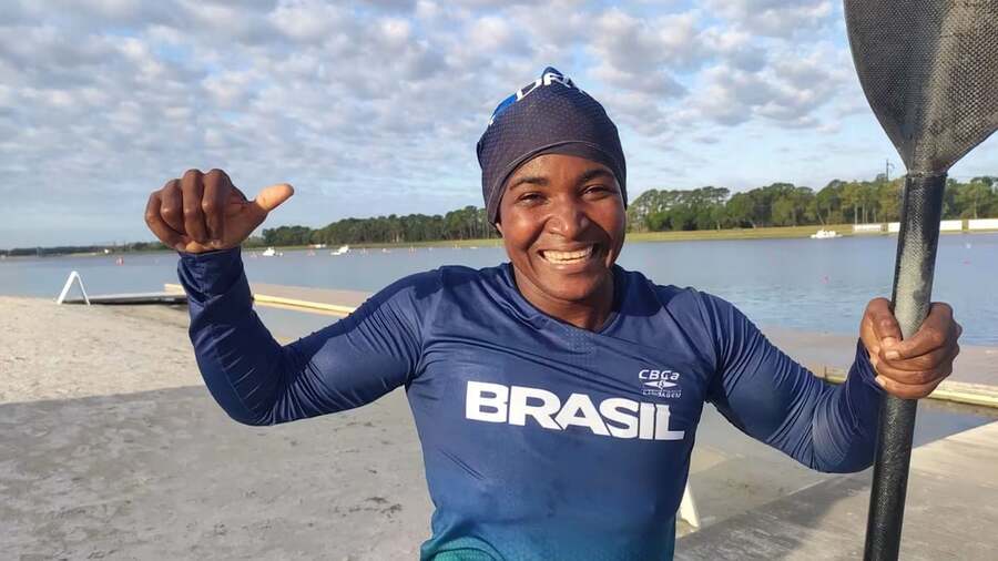 Baiana Valdenice Conceição, da canoagem velocidade, confirma favoritismo e conquista vaga nas Olimpíadas de Paris