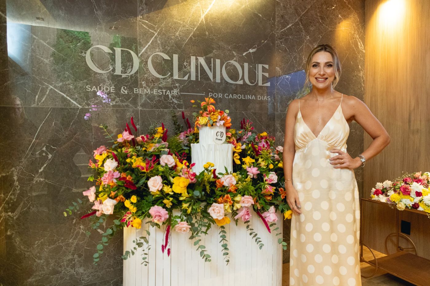 Carolina Dias celebra 15 anos de clínica com retrofit da marca e lançamento de serviços em Salvador. Veja fotos