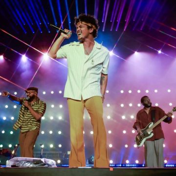 Pacote VIP com ingresso para show de Bruno Mars em SP sai por R$ 2 mil