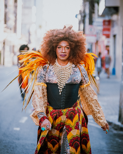 Projeto celebra a arte drag queen negra de Salvador