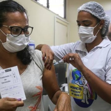 Sábado da Vacina: Salvador terá 45 pontos de aplicação de imunizantes contra Covid, poliomielite, gripe e dengue