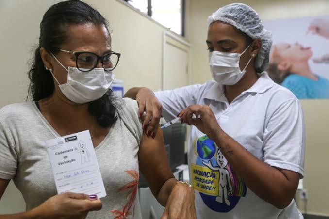 Sábado da Vacina: Salvador terá 45 pontos de aplicação de imunizantes contra Covid, poliomielite, gripe e dengue