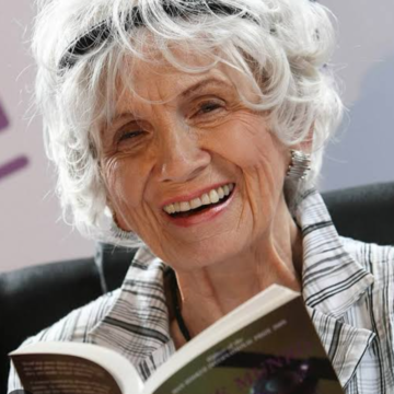 Escritora Alice Munro, prêmio Nobel de literatura, morre aos 92 anos