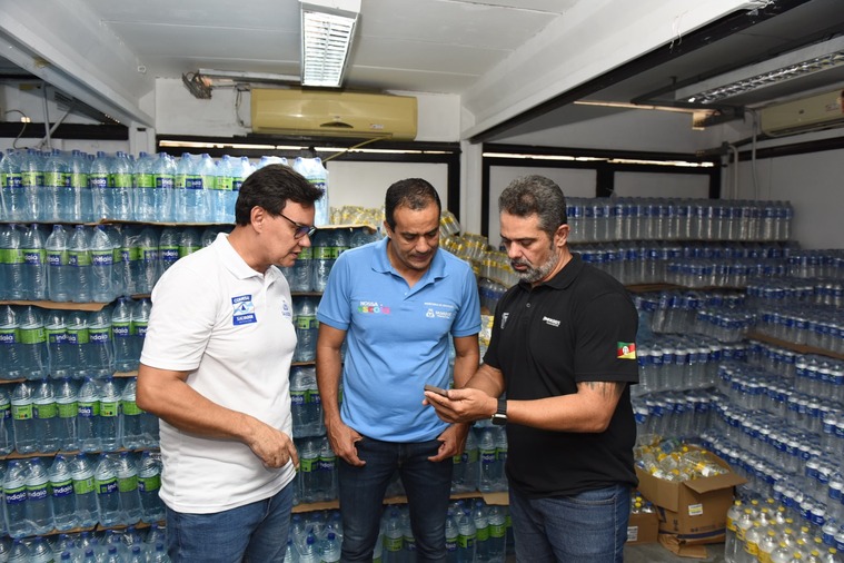 Prefeitura de Salvador envia 103 mil litros de água ao Rio Grande do Sul arrecadados em ação solidária