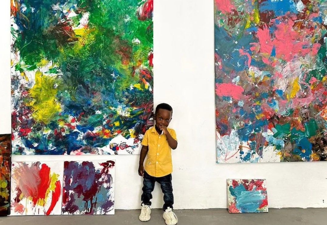 Criança de 1 ano entra para o Guinness como o artista mais jovem do mundo