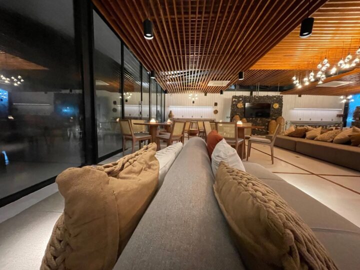 Primeira sala VIP da BRT Lounges em Porto Seguro é apresentada como flagship da marca em solenidade para o trade