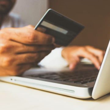 Associação pede inclusão de sites dos EUA em lista de pirataria