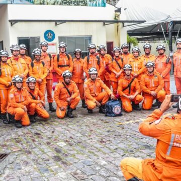 Bombeiros baianos completam uma semana no RS e já resgataram 212 pessoas