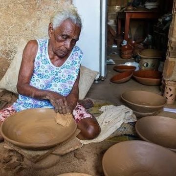 Morre Dona Cadu, a ceramista mais antiga em atividade no Brasil