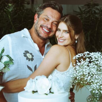 Isabella Santoni se casa com empresário Henrique Blecher; veja fotos