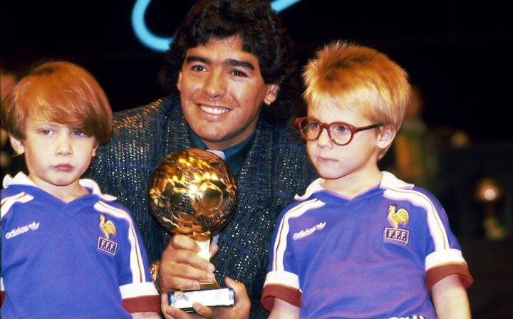 Troféu ‘Bola de Ouro’ conquistado por Maradona na Copa de 86 será leiloado