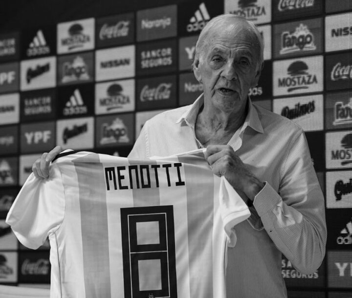 Cesar Menotti, técnico campeão do mundo com a Argentina em 1978, morre aos 85 anos