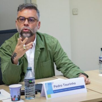 ‘Ensaio sobre o cancelamento’: Pedro Tourinho anuncia novo livro; saiba detalhes
