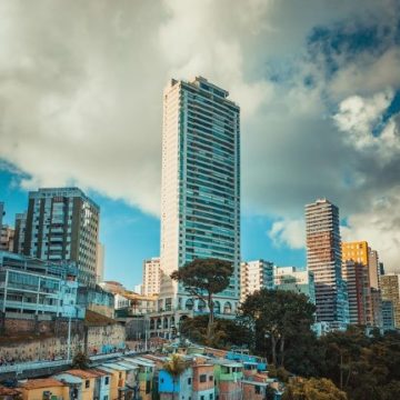 Feriadão de São João em Salvador será de nuvens e chuvas isoladas; confira previsão atualizada