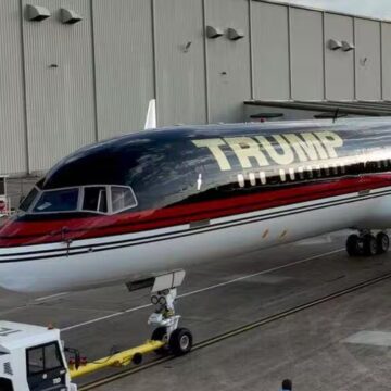Avião de Donald Trump colide com jato corporativo na Flórida