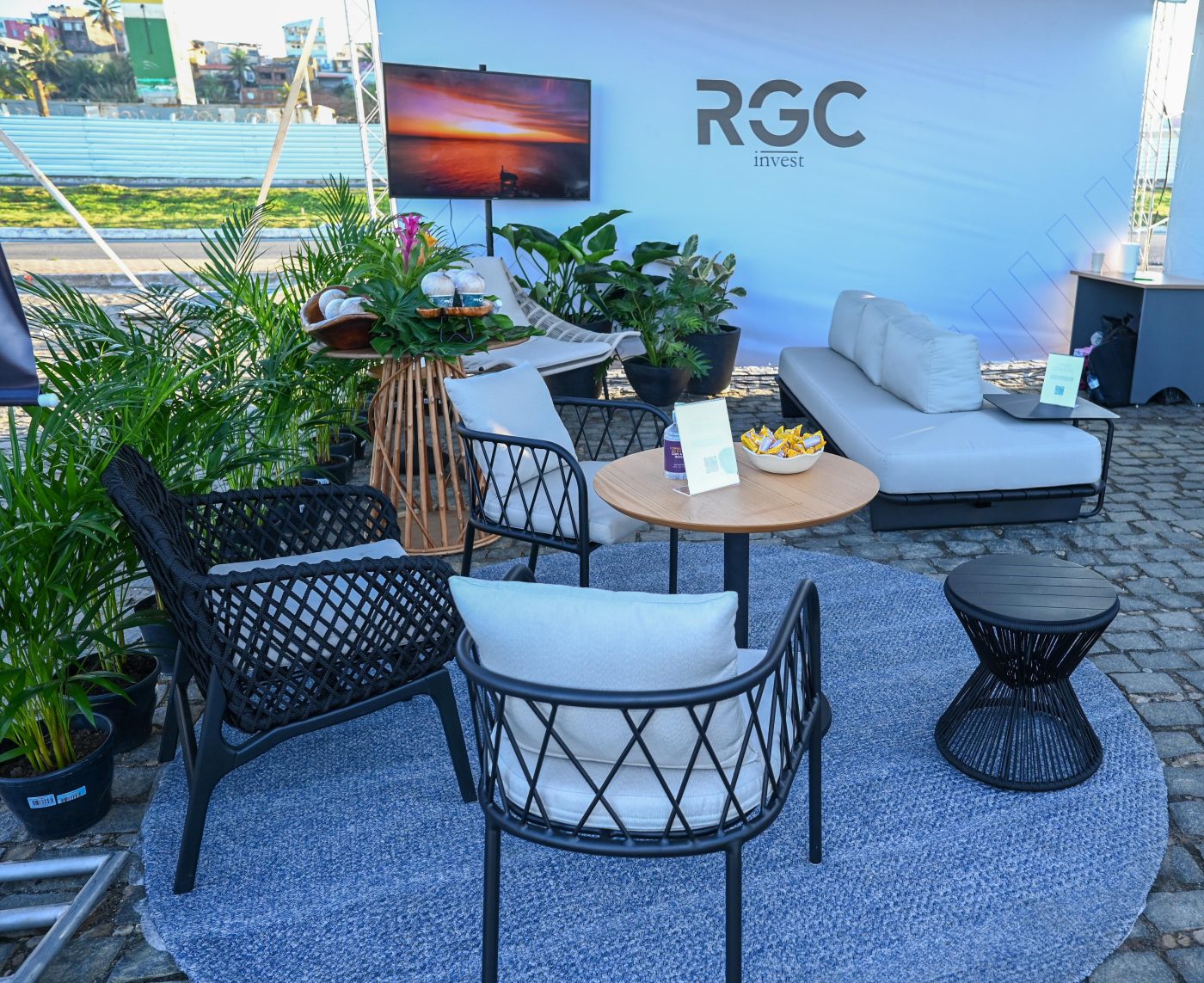 Lounge RGC Invest