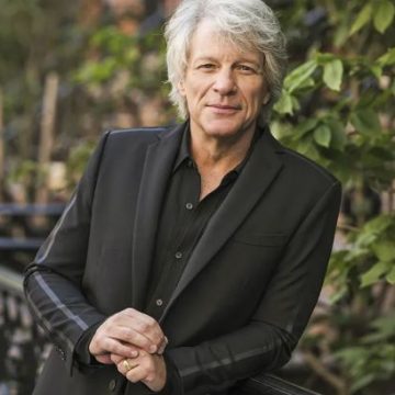 Gravadora do Bon Jovi é acusada de vender autógrafos falsos