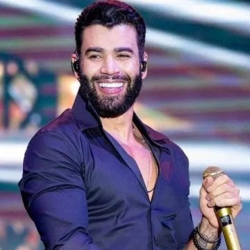 Justiça condena Gusttavo Lima a indenizar fã expulsa de show após confusão com água