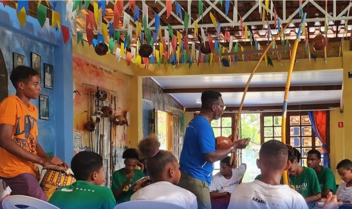 Projeto de educação pela Capoeira criado na Bahia é vencedor de prêmio da Fundação Roberto Marinho