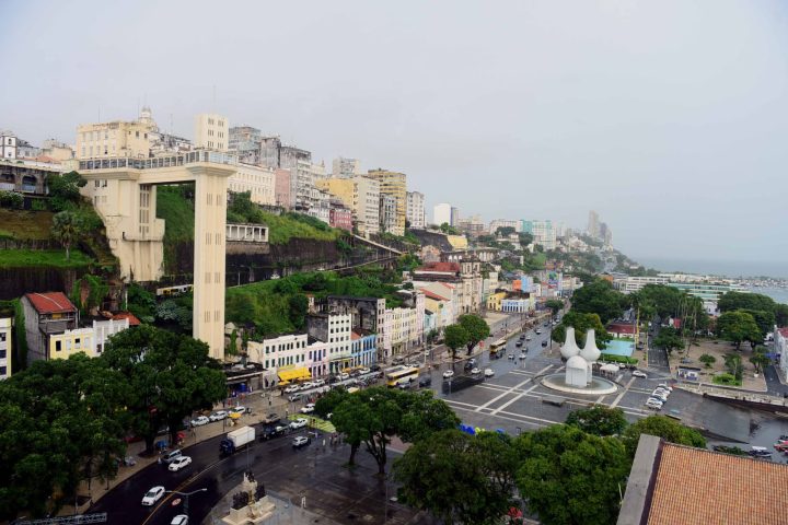 Chove no fim de semana? Confira previsão do tempo para Salvador