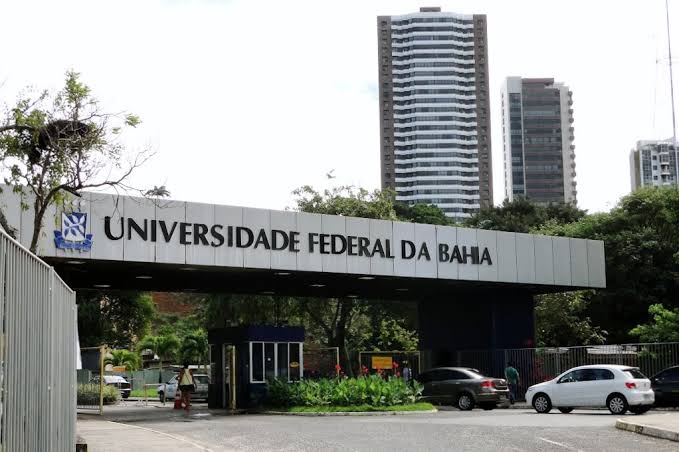Tempo Indeterminado: Professores da UFBA mantêm greve e próxima reunião deverá ser em julho