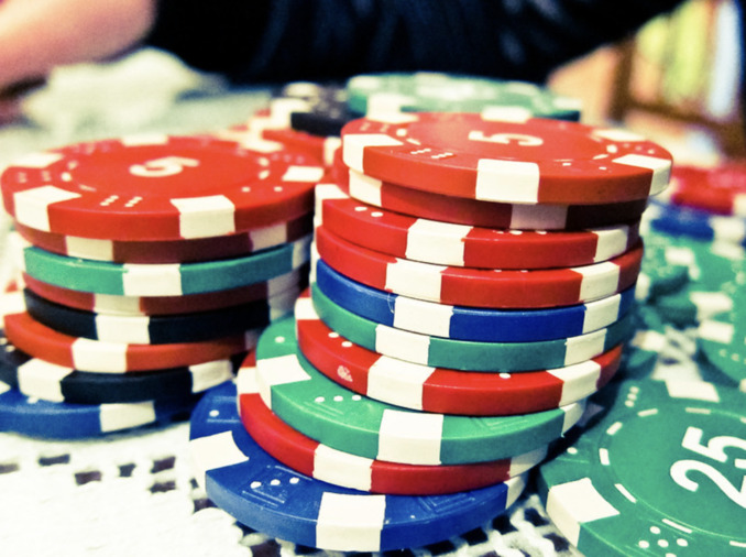 Aprenda como dar os primeiros passos no Poker