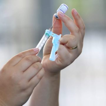 Bahia recebe mais 72 mil doses de vacina contra Covid-19 nesta segunda (3)