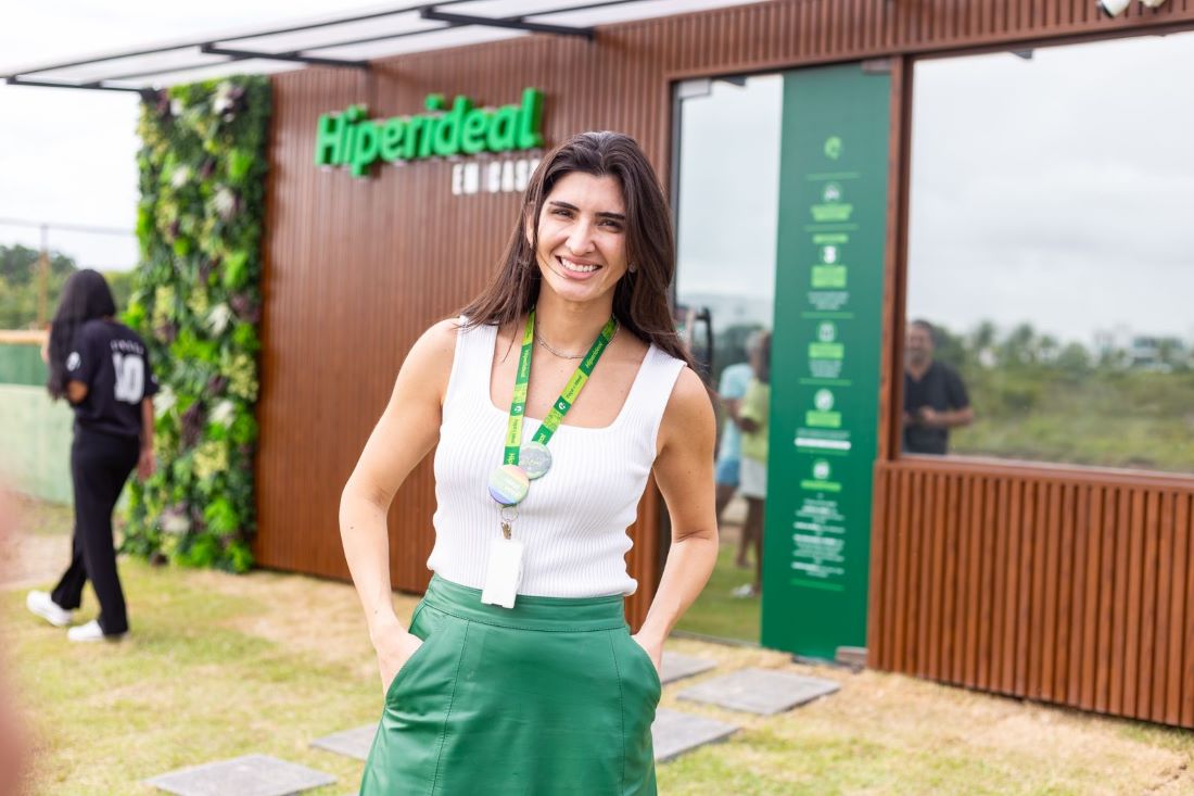 Hiperideal inaugura loja autônoma em condomínio na Praia do Forte e amplia atuação no estado