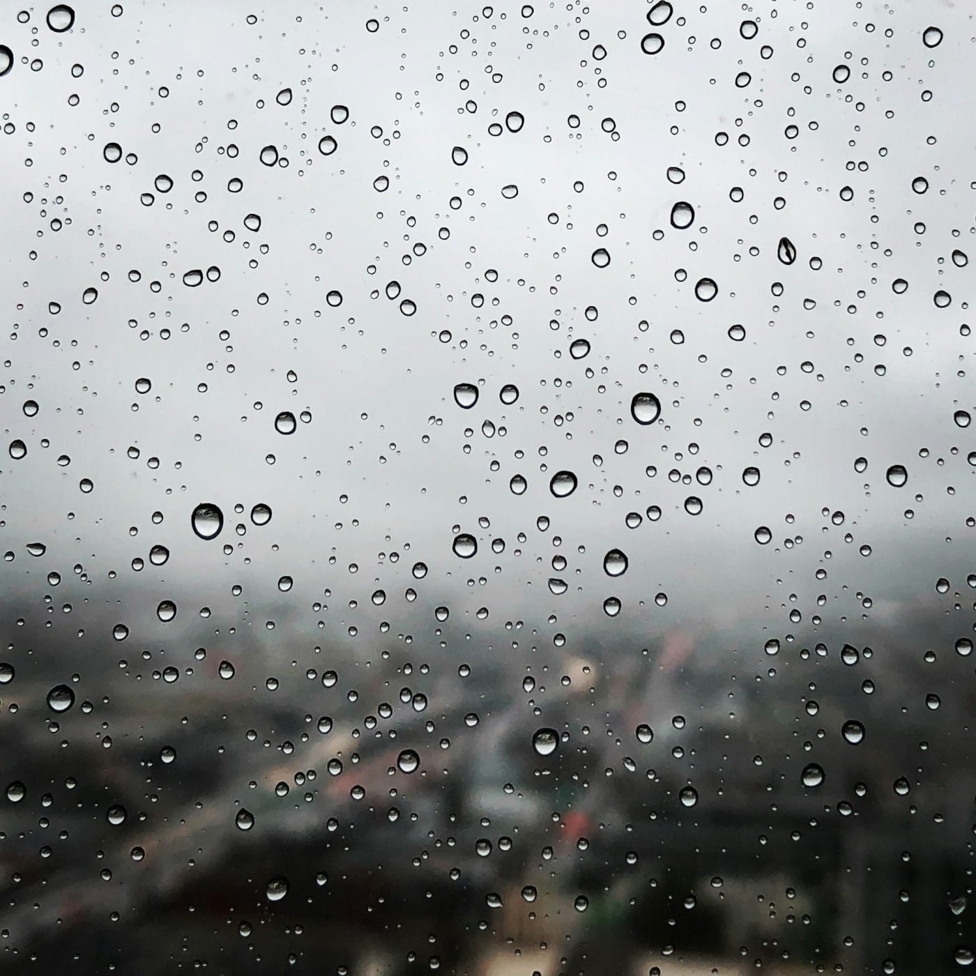 Chuva deve prosseguir durante a semana em Salvador; confira previsão