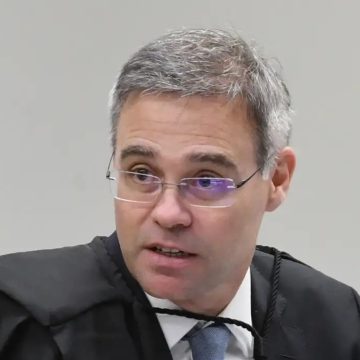 André Mendonça toma posse no cargo de ministro efetivo do TSE