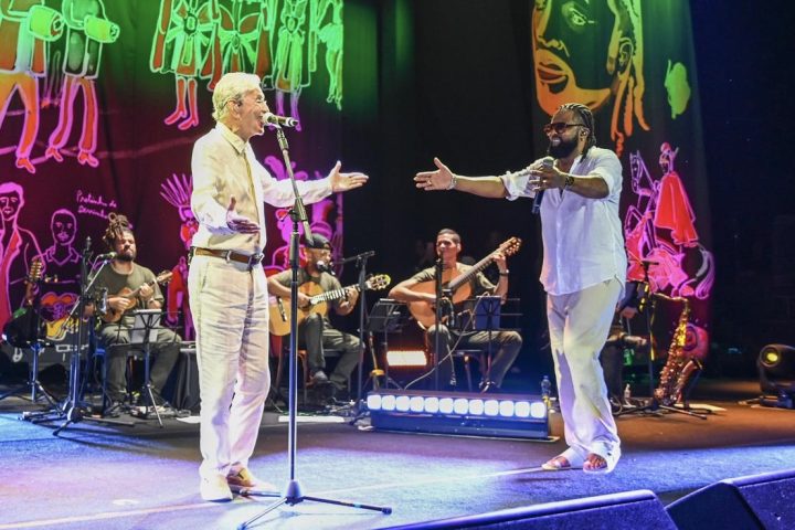 Giro de fotos: Xande de Pilares e Caetano Veloso lotam a Concha Acústica neste domingo (2)