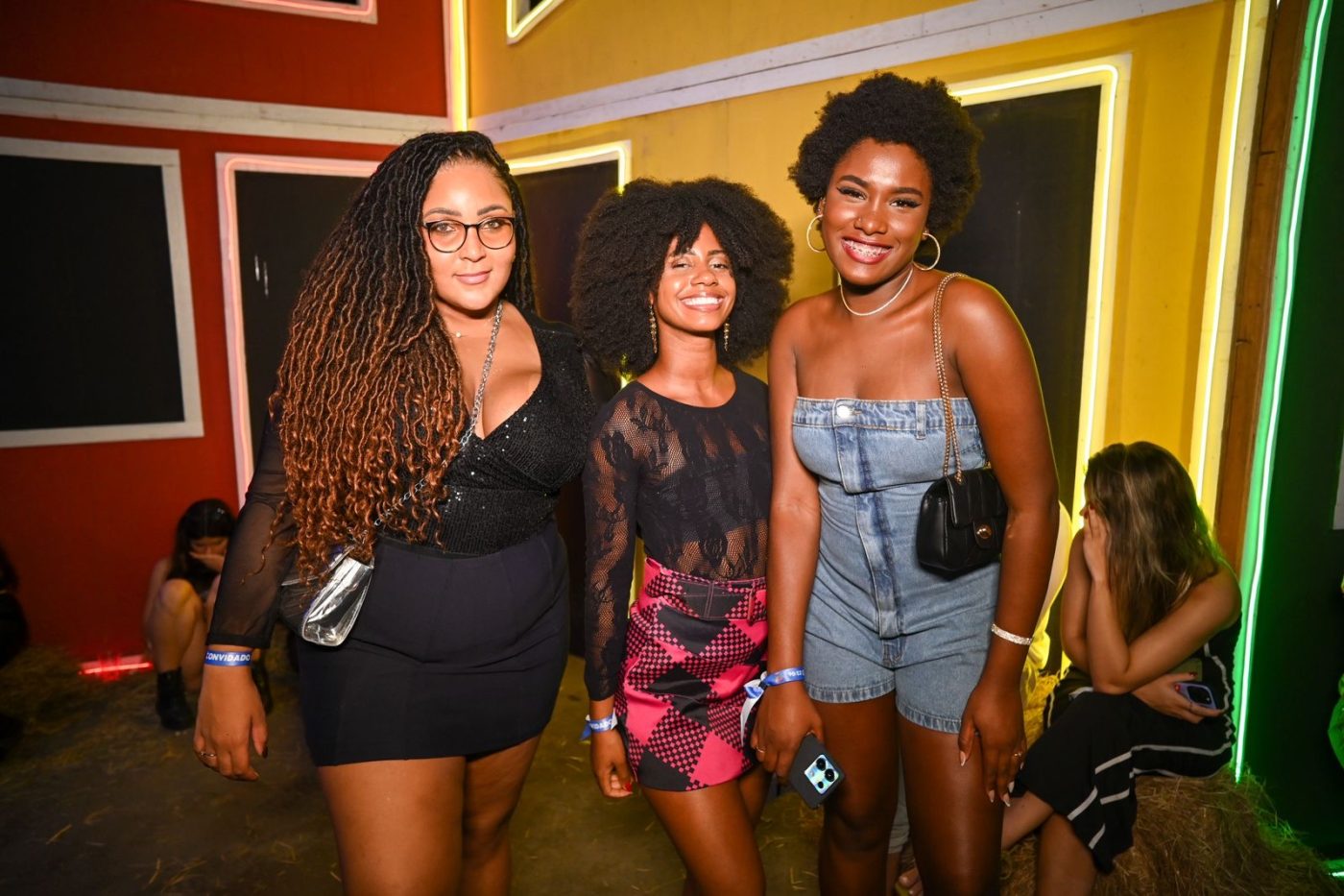 Monique Evelly, Ellen Samara e Alessandra Silva