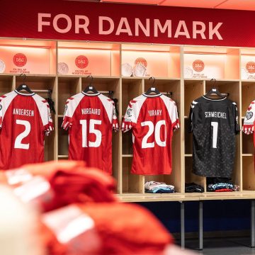 Seleção masculina da Dinamarca recusa aumento e equipe feminina tem igualdade salarial