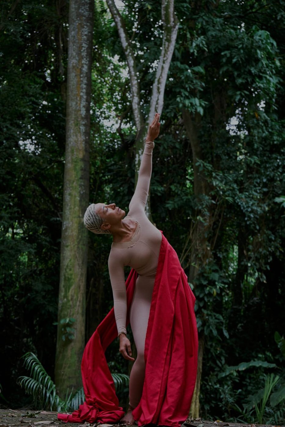 Solo de dança ‘Dona de Si’ estreia no Teatro Goethe-Institut, em Salvador
