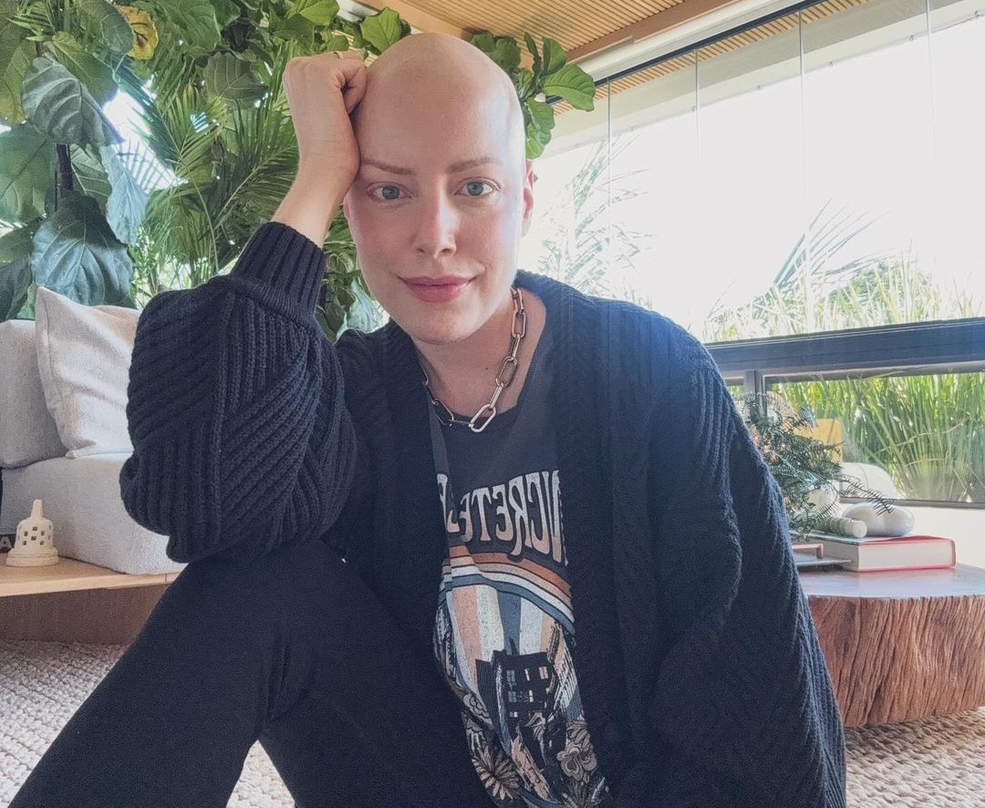 Fabiana Justus revela que perdeu impressões digitais por causa de tratamento contra câncer