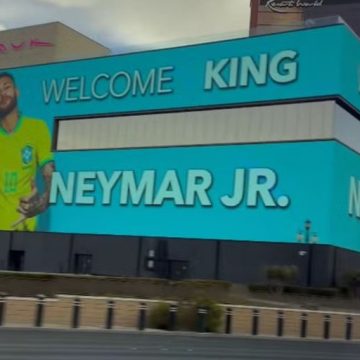 “Bem-vindo Rei”: Neymar recebe homenagens em prédios e centros comerciais de Las Vegas (EUA)