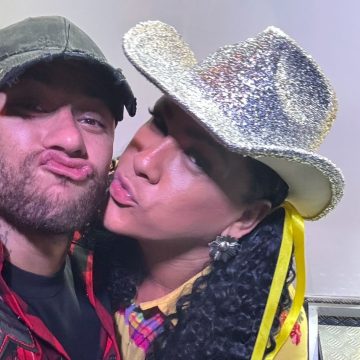 Léo Kret tieta Neymar em arraiá de Anitta no Rio de Janeiro
